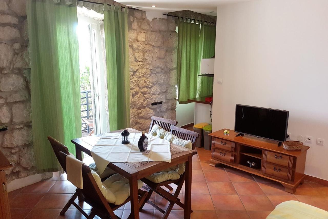Apartments By The Sea Gradac, Makarska - 6661 Gradac  Bagian luar foto