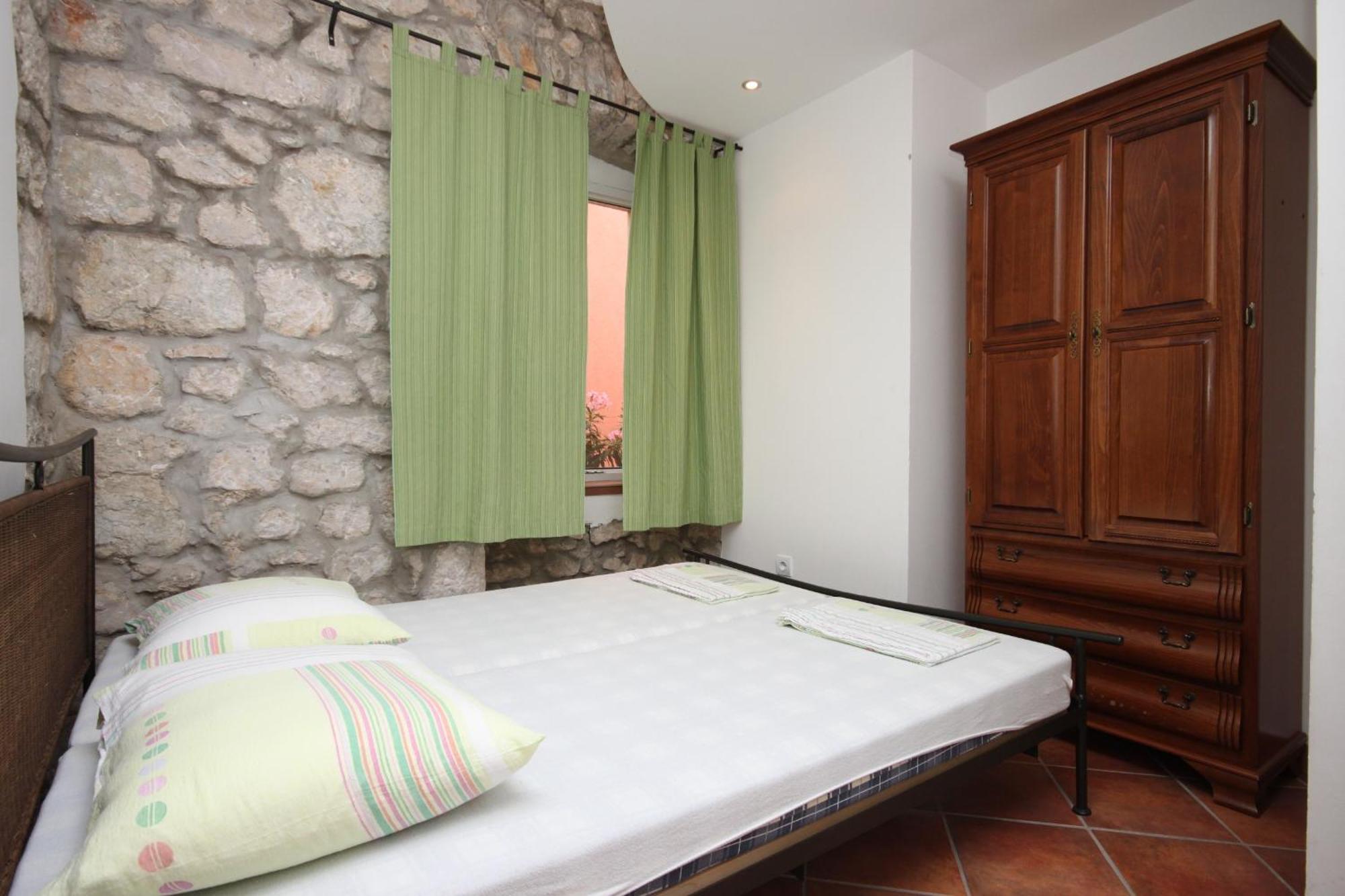 Apartments By The Sea Gradac, Makarska - 6661 Gradac  Ruang foto
