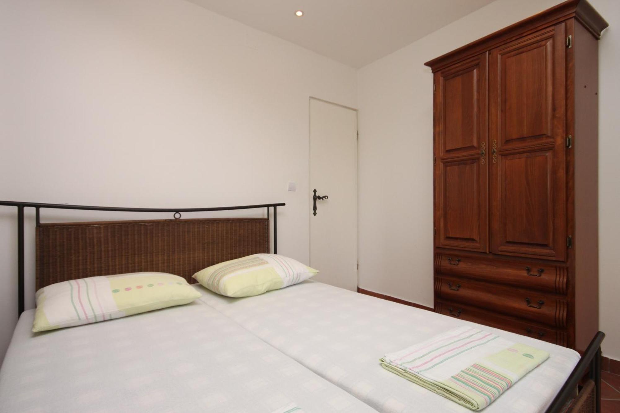 Apartments By The Sea Gradac, Makarska - 6661 Gradac  Ruang foto