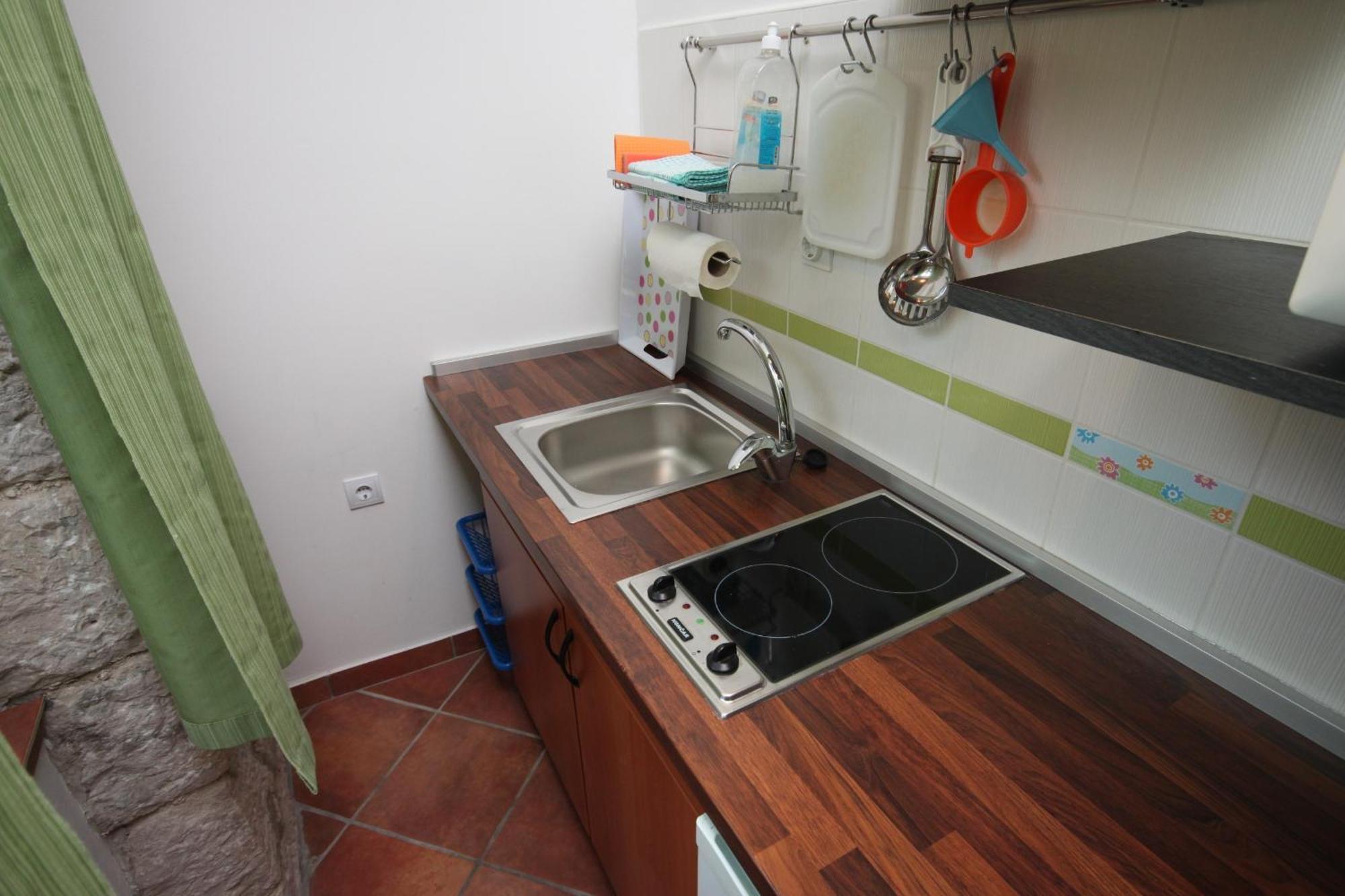 Apartments By The Sea Gradac, Makarska - 6661 Gradac  Ruang foto